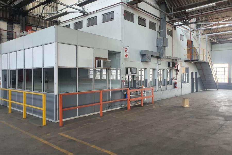 Commercial Property for Sale in Sidwell Eastern Cape
